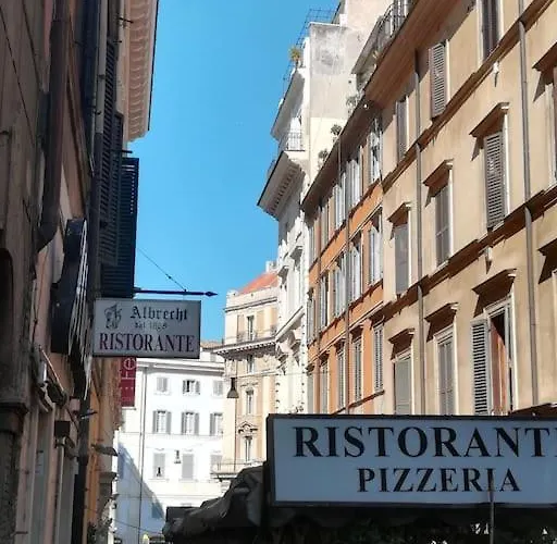 Daire Little Gem In Trevi Fountain Roma
